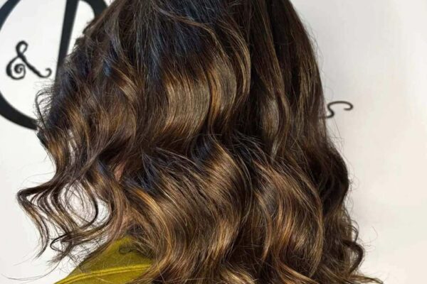 Balayage o meches: qual è la differenza e quale fa per te?
